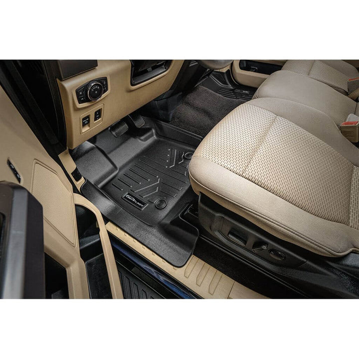 Tapetes SmartCoverage™ de ajuste personalizado para Ford F-150 SuperCrew Cab 2015-2025 con asiento tipo banca en la primera fila (sin OTH ni almacenamiento debajo del asiento de la segunda fila).
