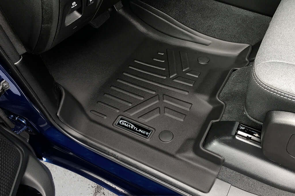 Tapetes SmartCoverage™ a medida para Ram 1500 Crew Cab 2019-2024 con caja de almacenamiento debajo del asiento trasero