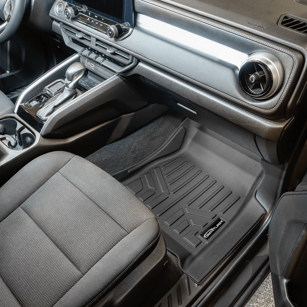 SMARTLINER Floor Liners for 2023-2026 Chevrolet Colorado (Only Fits Crew Cabs | Carpet)