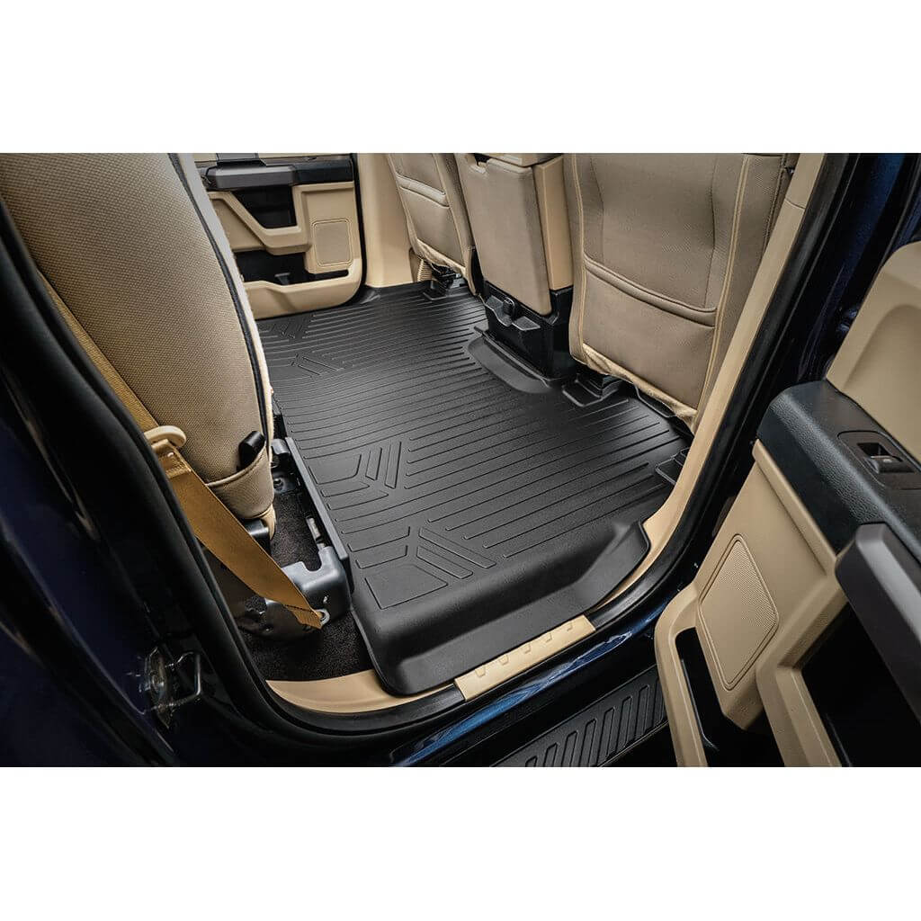 Tapetes SmartCoverage™ a medida para Ford F-150 SuperCrew Cab 2015-2025 con asiento corrido en la primera fila y sin almacenamiento debajo del asiento en la segunda fila.