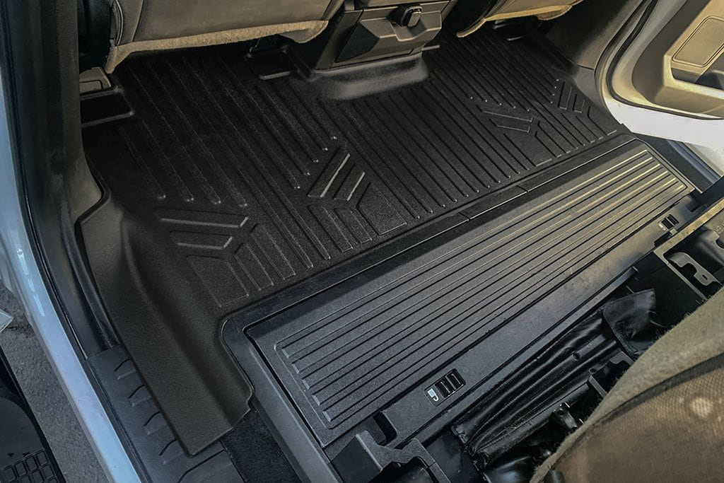 Tapetes SMARTLINER a medida para Ford F-250/F-350 Super Crew Cab 2017-2025 con piso de vinilo | Asiento corrido de la primera fila | Sin cobertura de la parte trasera | Con almacenamiento debajo del asiento