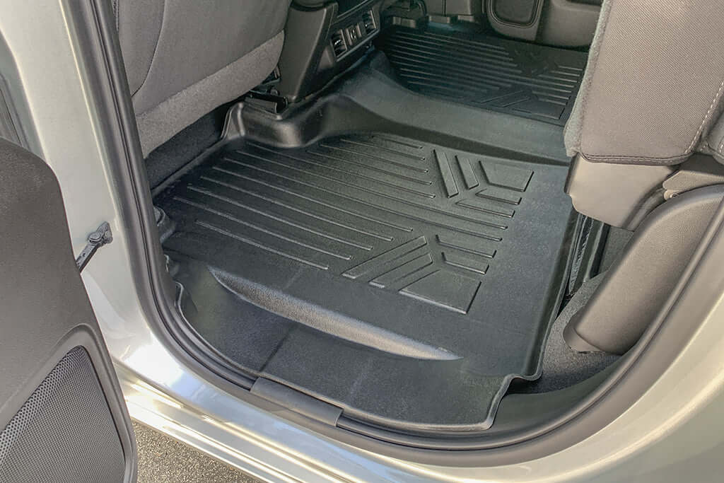 SMARTLINER Floor Liners for 2020-2026 Chevy Silverado 2500 HD | 3500 HD (Double Cab|Carpet|(1st Row Bucket)|[No 2nd Row Storage]