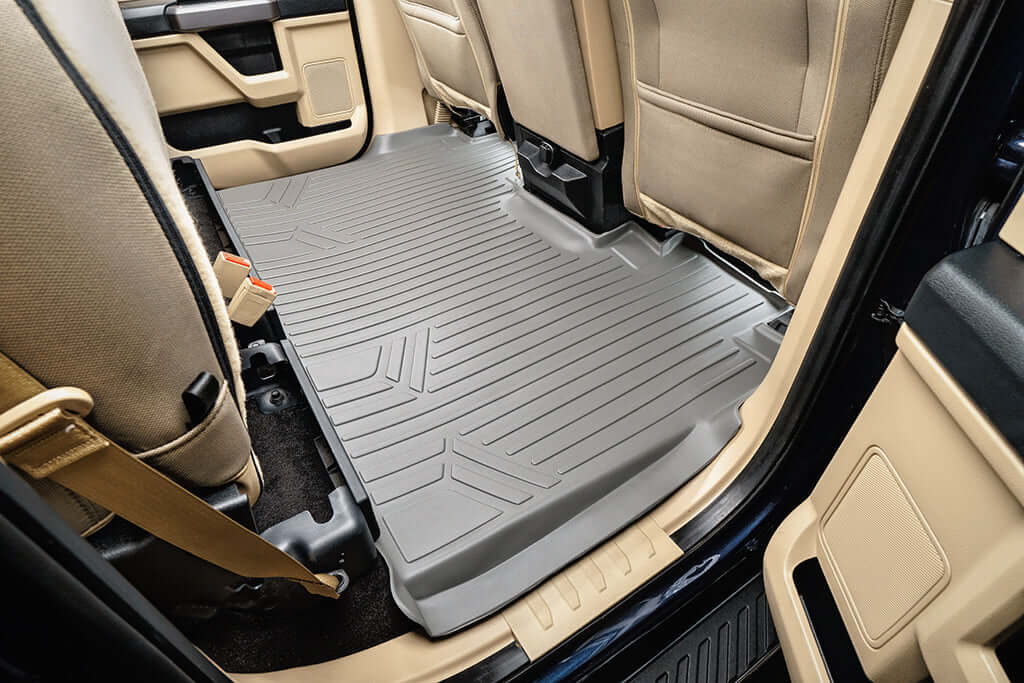 Tapetes SMARTLINER a medida para la segunda fila de asientos tipo banca de la Ford F-150 Lightning (modelos 2022-2025) sin compartimento de almacenamiento bajo el asiento.