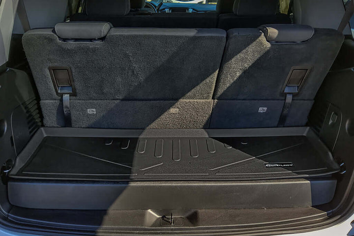 SMARTLINER Floor Mats 3 Rows and Cargo Liner Behind 2nd Row Set Black 2015 - 2020 Tahoe / Yukon (2nd Row Bench)s