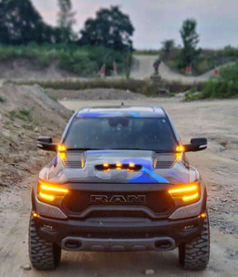 Luces de montaje en capó/luces laterales/pilares para RAM 1500 TRX 2019+